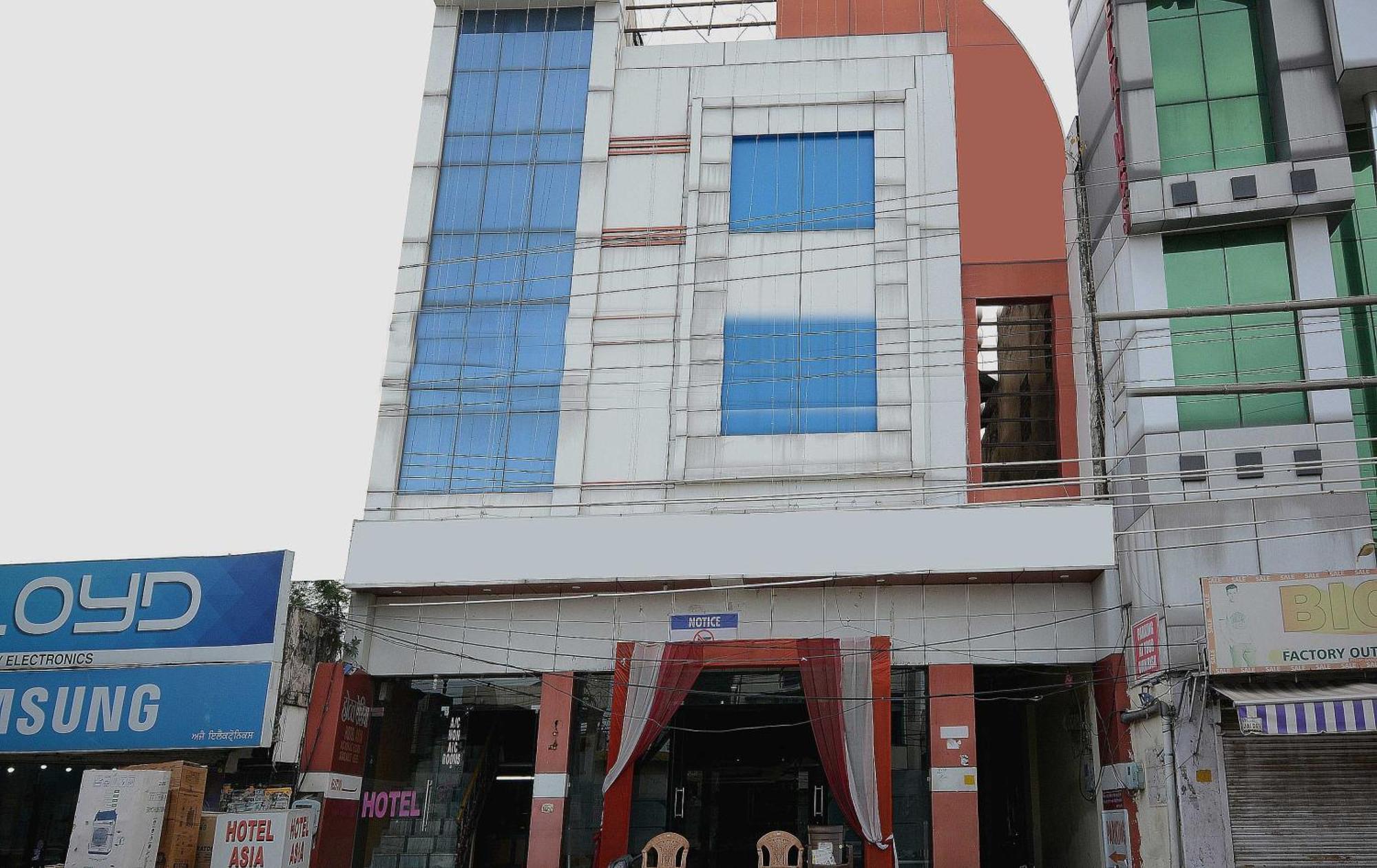 Hotel Asia Palace Pathānkot Exteriér fotografie