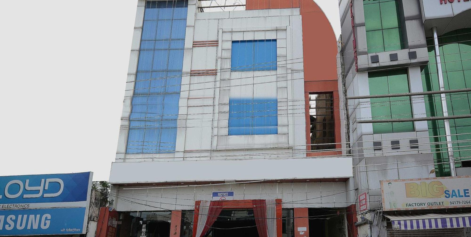Hotel Asia Palace Pathānkot Exteriér fotografie