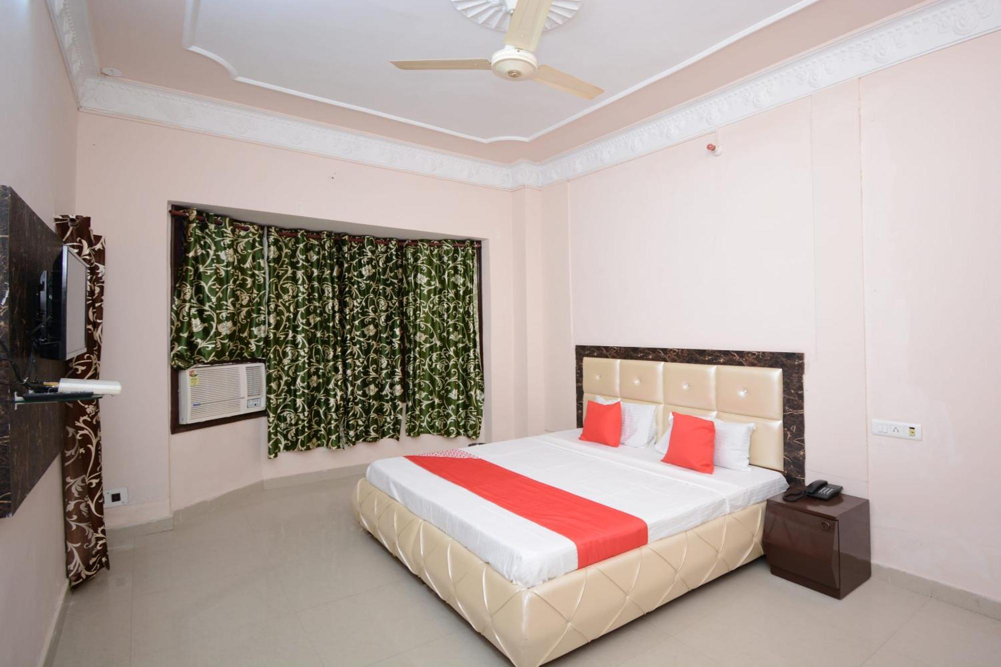 Hotel Asia Palace Pathānkot Exteriér fotografie